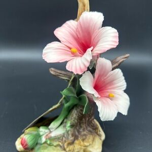 Elegant Capodimonte Pink Floral Sculpture